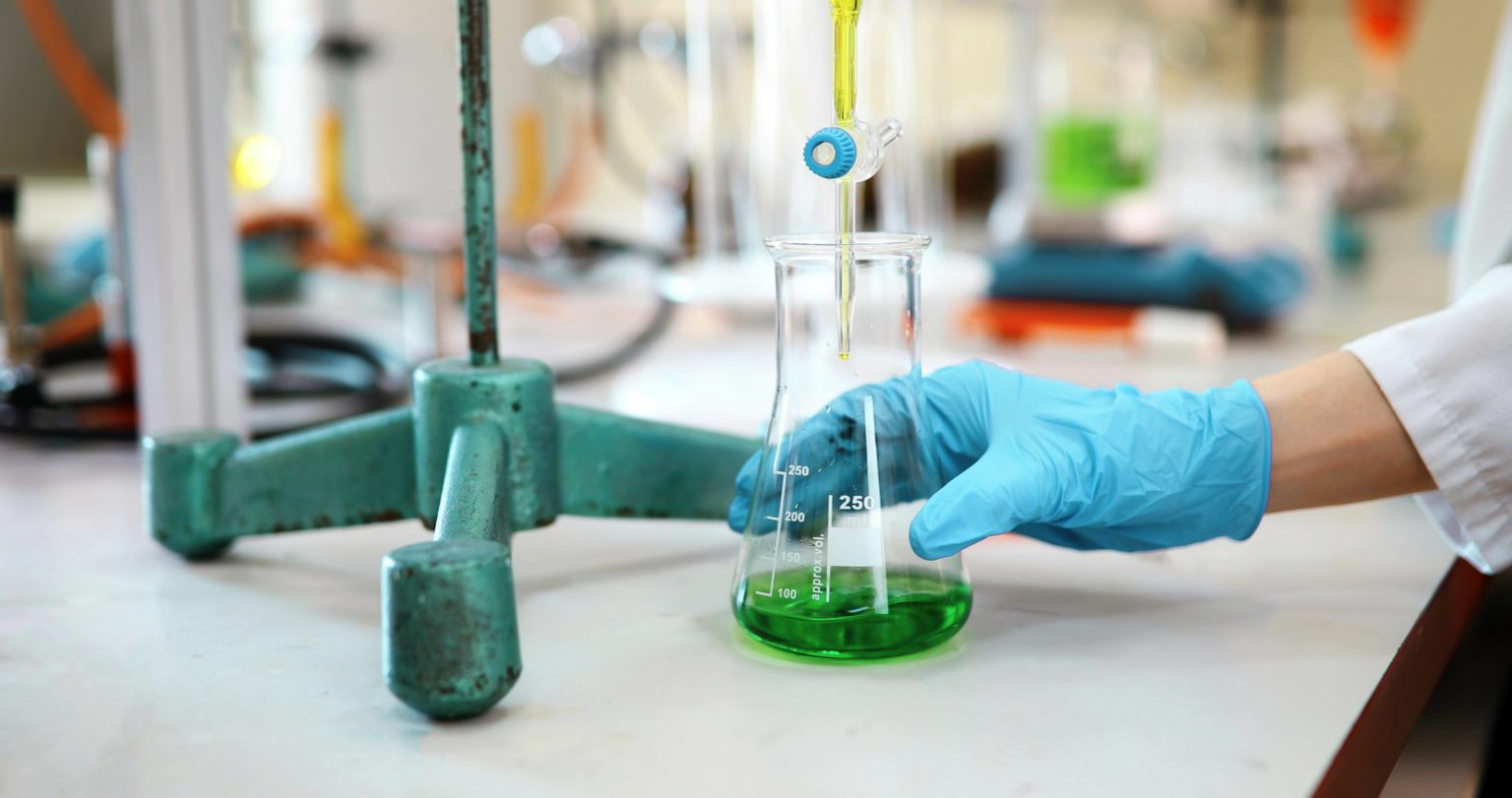 Picture of instrument in laboratory used for chemical experiments iKnowzyme | Reach Biotechnology